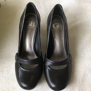 Size 8 Black New 3 inch heel by Gianna Bini.